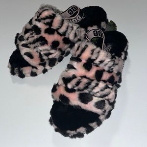Uggs slippers, Cheetah Print, Size 8